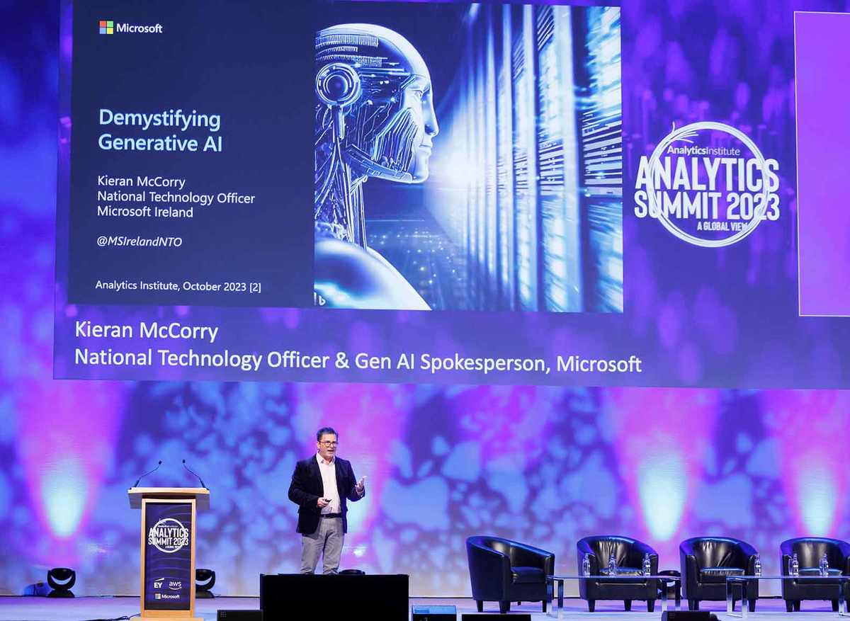Keynote Kieran McCory from Microsoft demystifies Generative AI.